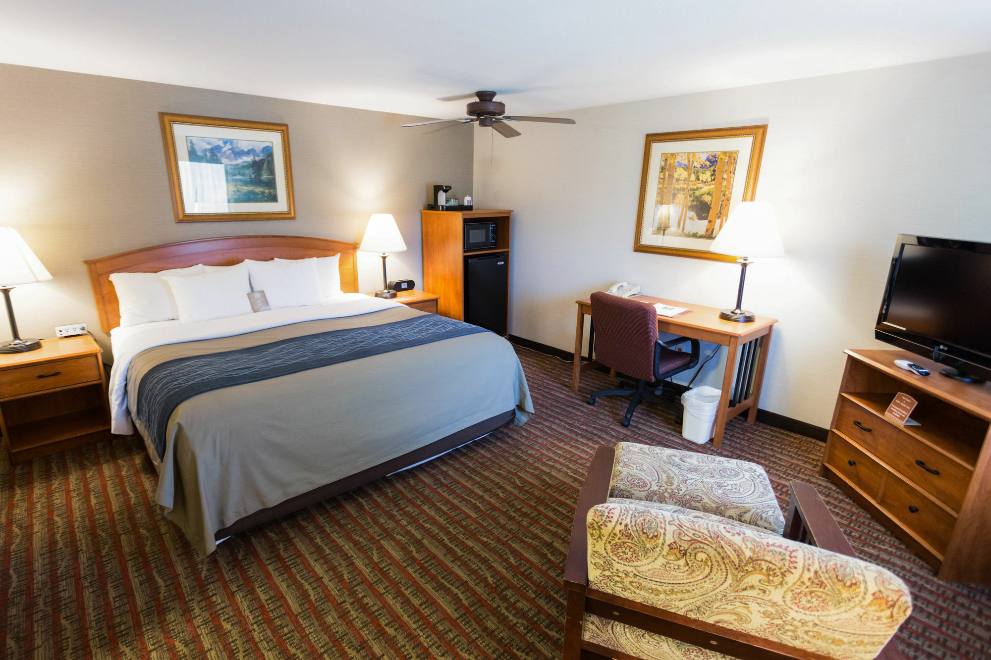 Inn Quality Near Rocky Mountain National Park 3*